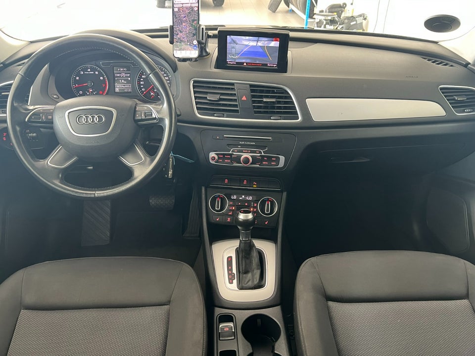 Audi Q3 1,4 TFSi 150 S-tr. 5d