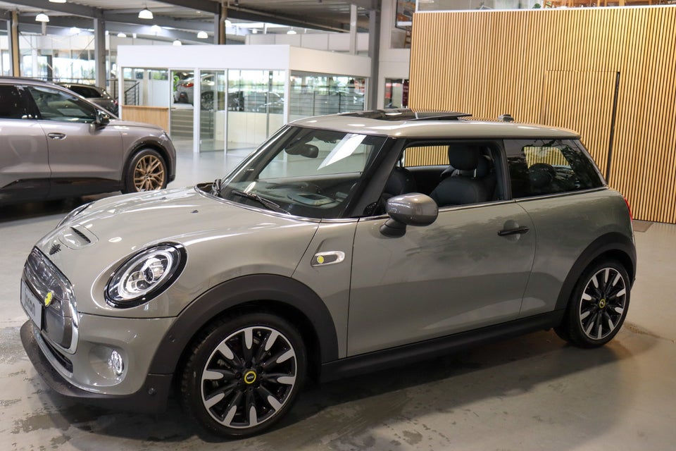 MINI Cooper SE Trim XL 3d