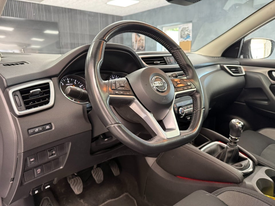 Nissan Qashqai 1,2 Dig-T 115 N-Connecta 5d