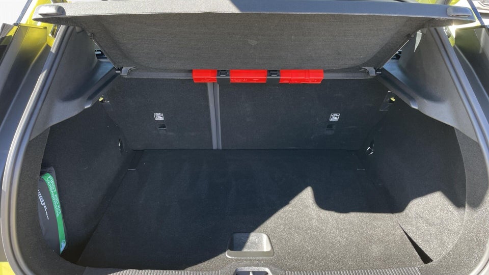 Volvo EX30 Extended Range Plus 5d