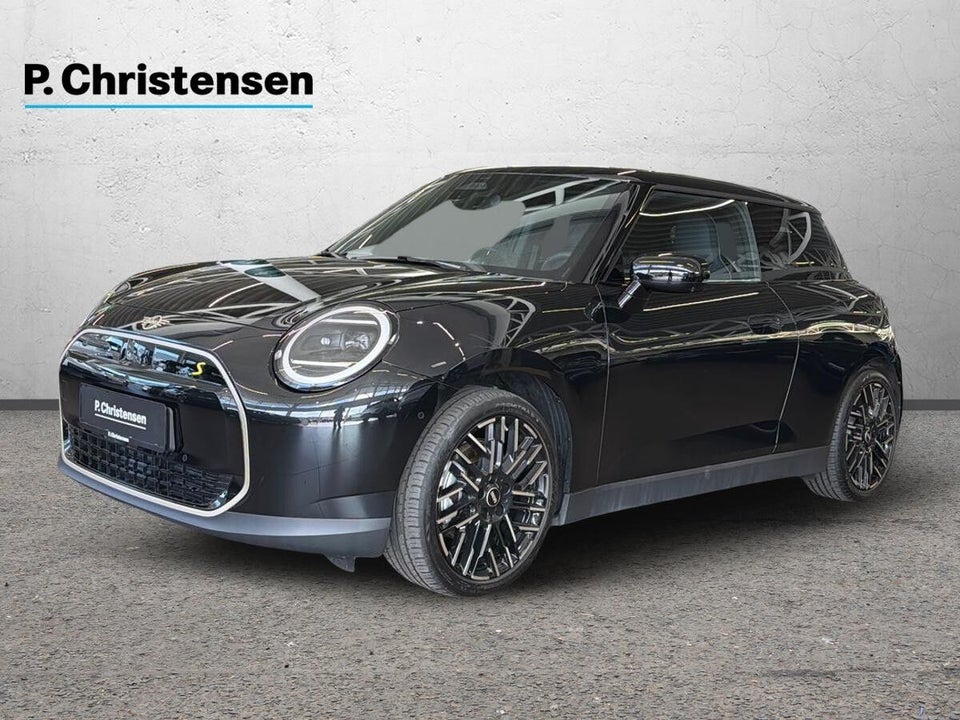 MINI Cooper SE Favoured Trim XL 3d