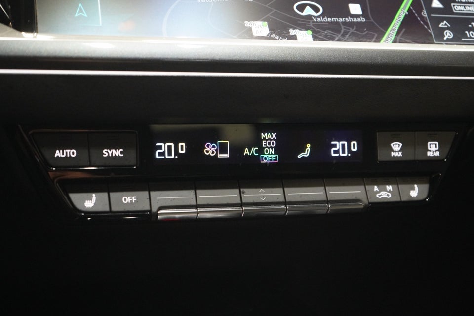 Audi Q4 e-tron 45 S-line 5d