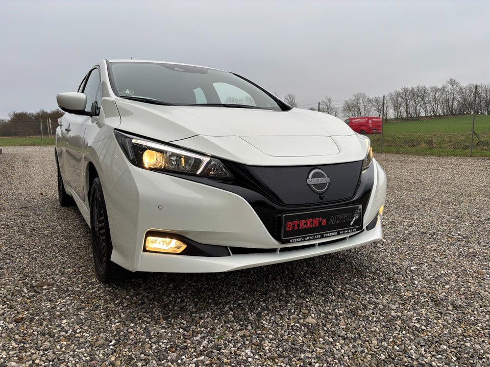 Nissan Leaf 59 e+ Acenta 5d