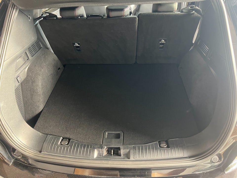 Ford Kuga 2,5 HEV ST-Line X CVT 5d