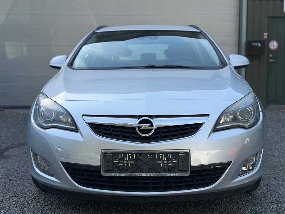 Opel Astra 1,7 CDTi 110 Enjoy 5d