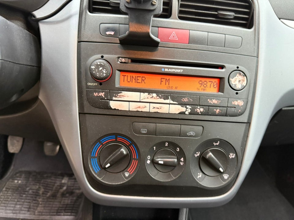 Fiat Punto 1,2 16V Dynamic 3d