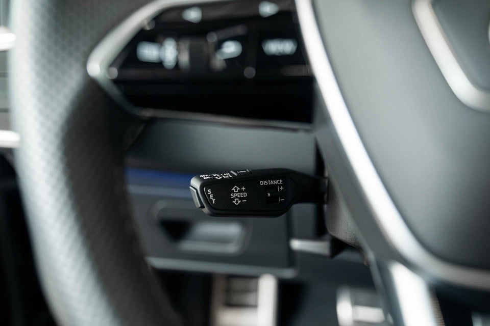 Audi A6 55 TFSi e S-line Avant quattro S-tr. 5d