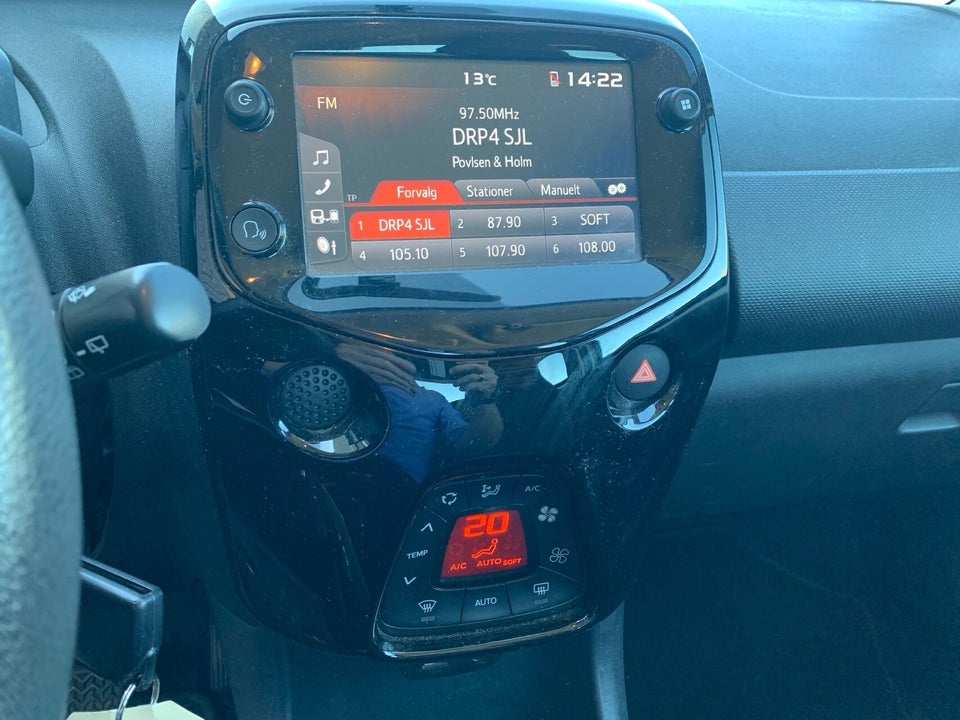 Citroën C1 1,0 VTi Attaque 5d
