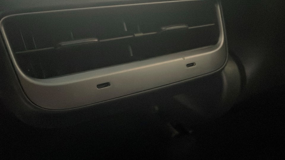 Tesla Model Y Long Range AWD 5d