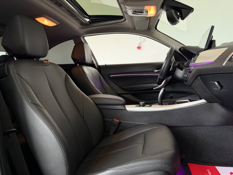 BMW 220i 2,0 Coupé aut. 2d