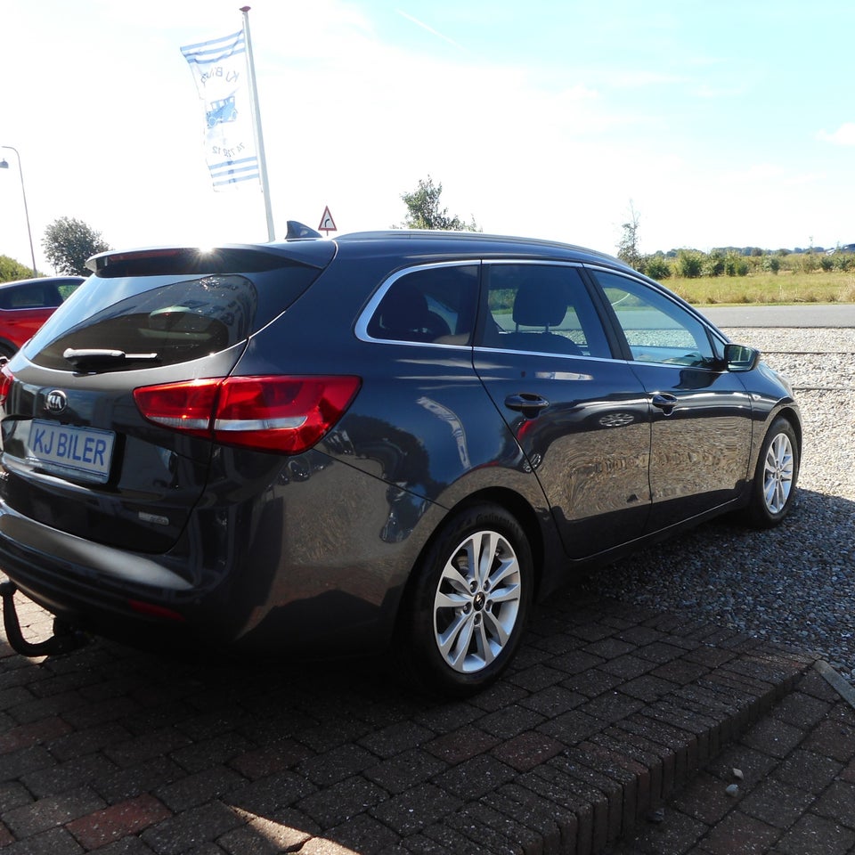 Kia Ceed 1,0 T-GDi Attraction SW 5d