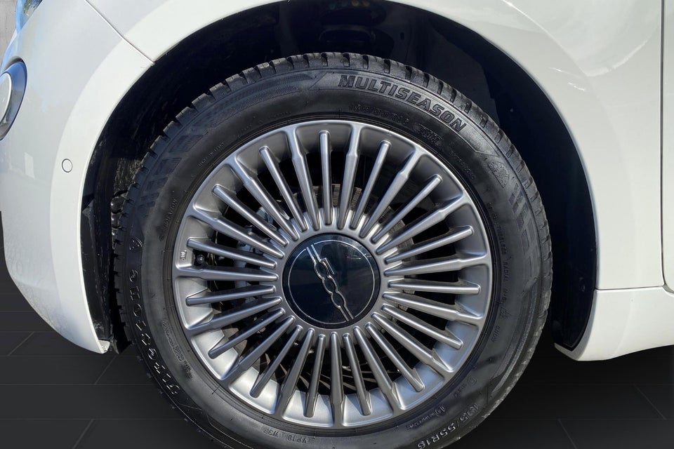 Fiat 500e 24 Icon 3d