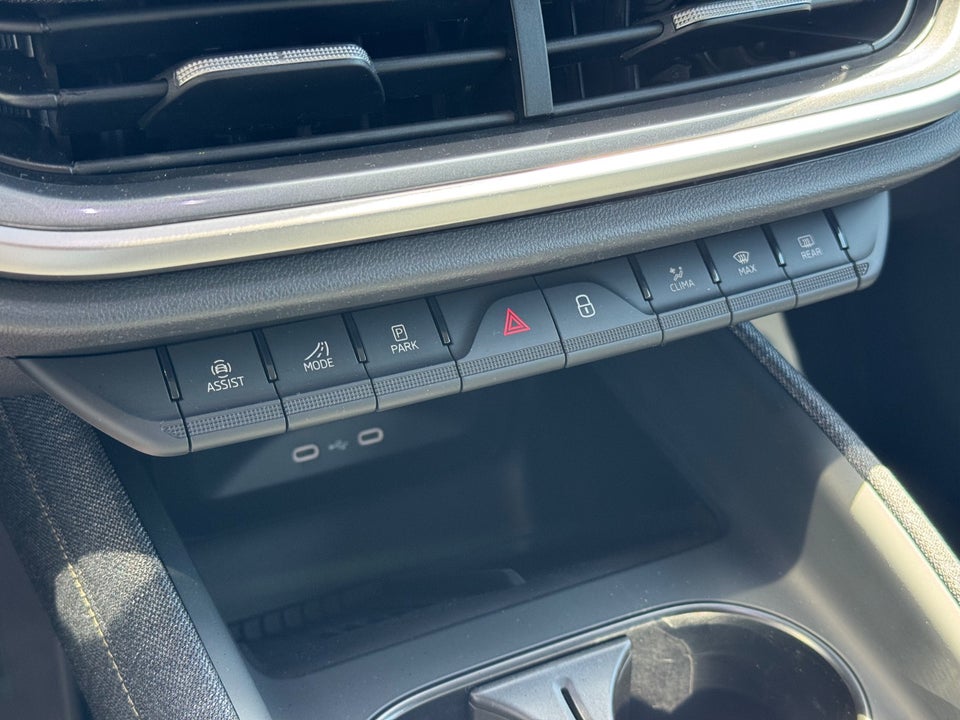 Skoda Elroq 60 iV Loft 5d