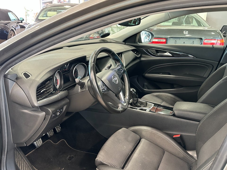 Opel Insignia 1,5 T 165 Dynamic Grand Sport 5d
