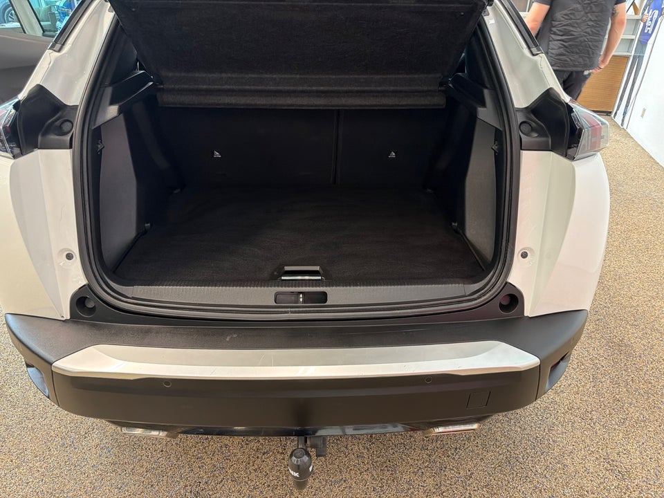 Peugeot 2008 1,2 PureTech 130 Allure 5d