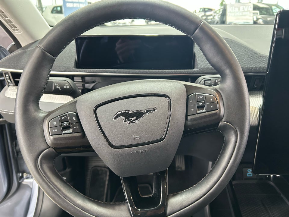 Ford Mustang Mach-E 88 Extended Range 5d