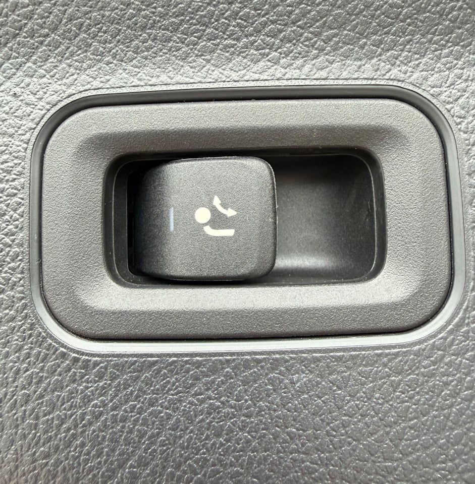 Mercedes A220 2,0 AMG Line aut. 4Matic 5d