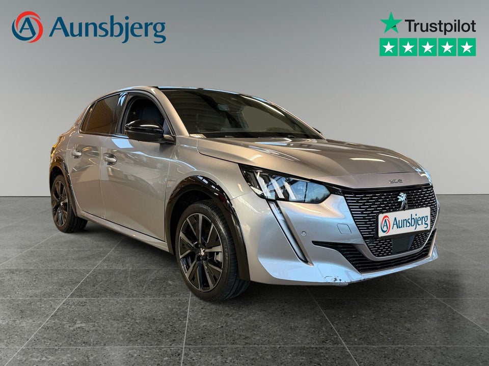 Peugeot e-208 50 GT 5d