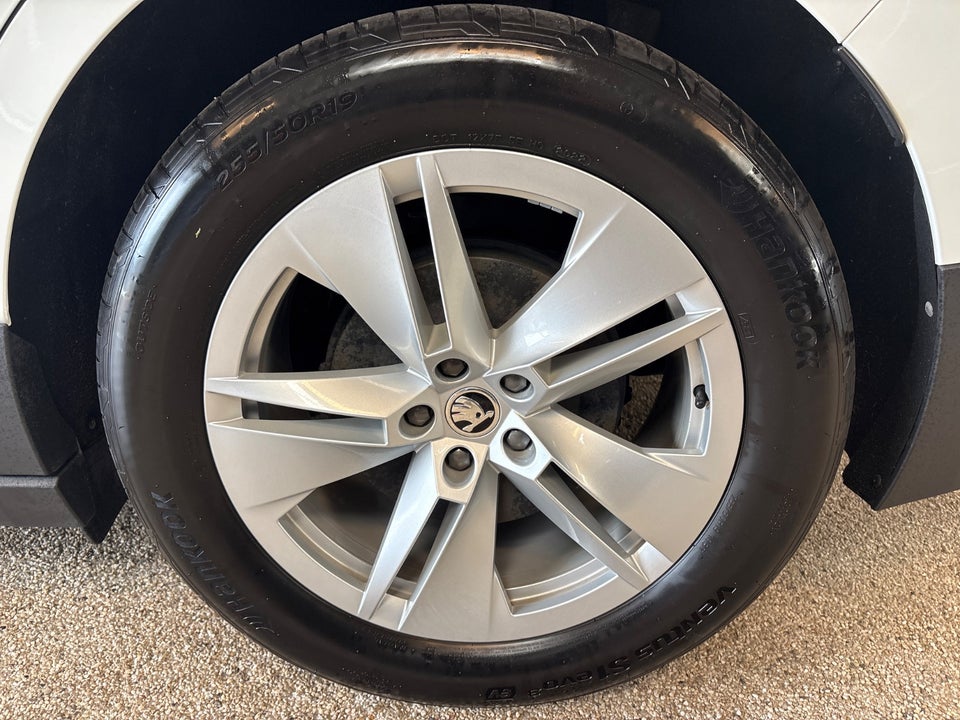 Skoda Enyaq 80 iV Loft 5d