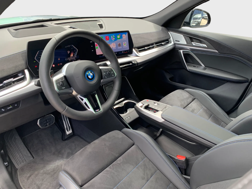 BMW iX2 eDrive20 M-Sport Pro 5d