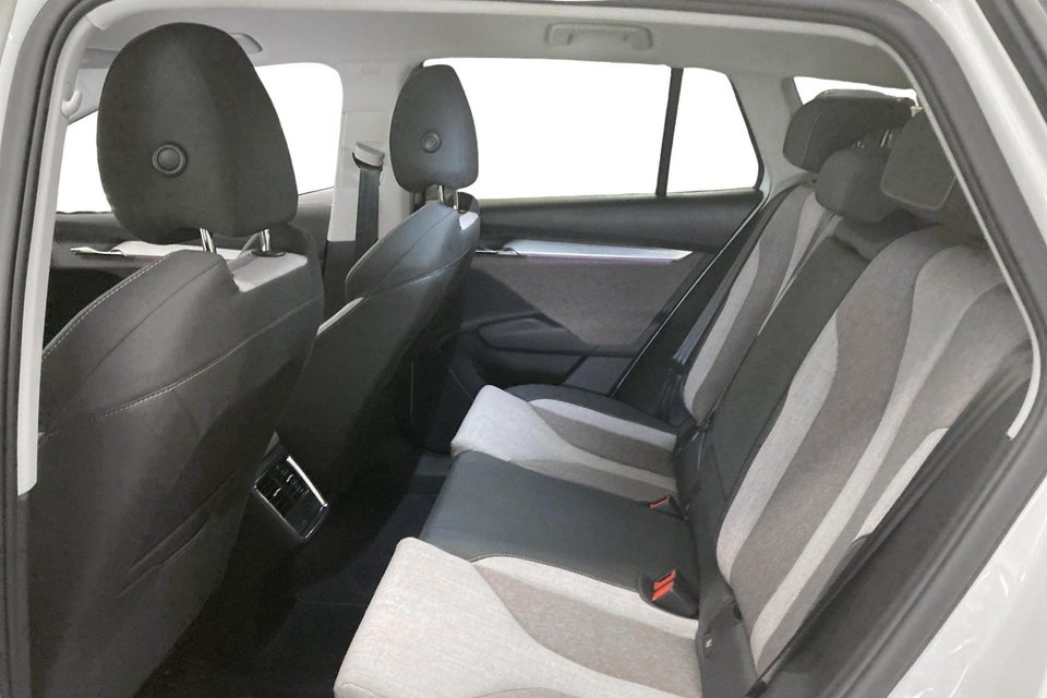 Skoda Enyaq 80 iV Lodge 5d