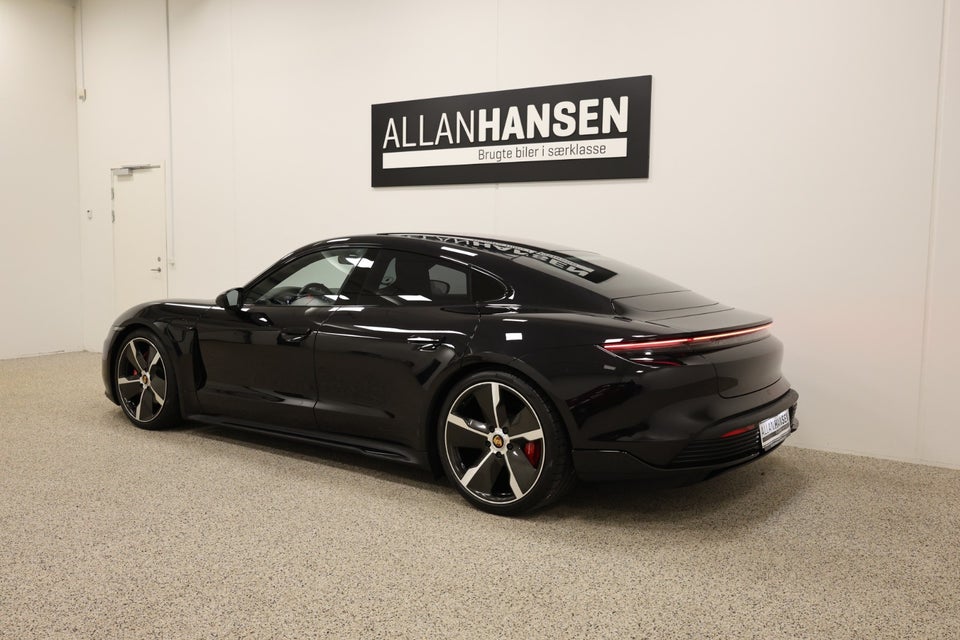 Porsche Taycan 4S Performance+ 4d