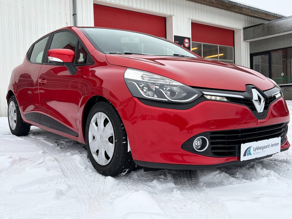 Renault Clio IV 1,2 16V Authentique 5d