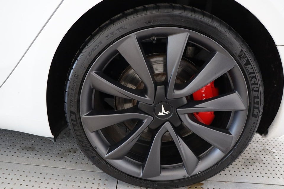 Tesla Model 3 Performance AWD 4d