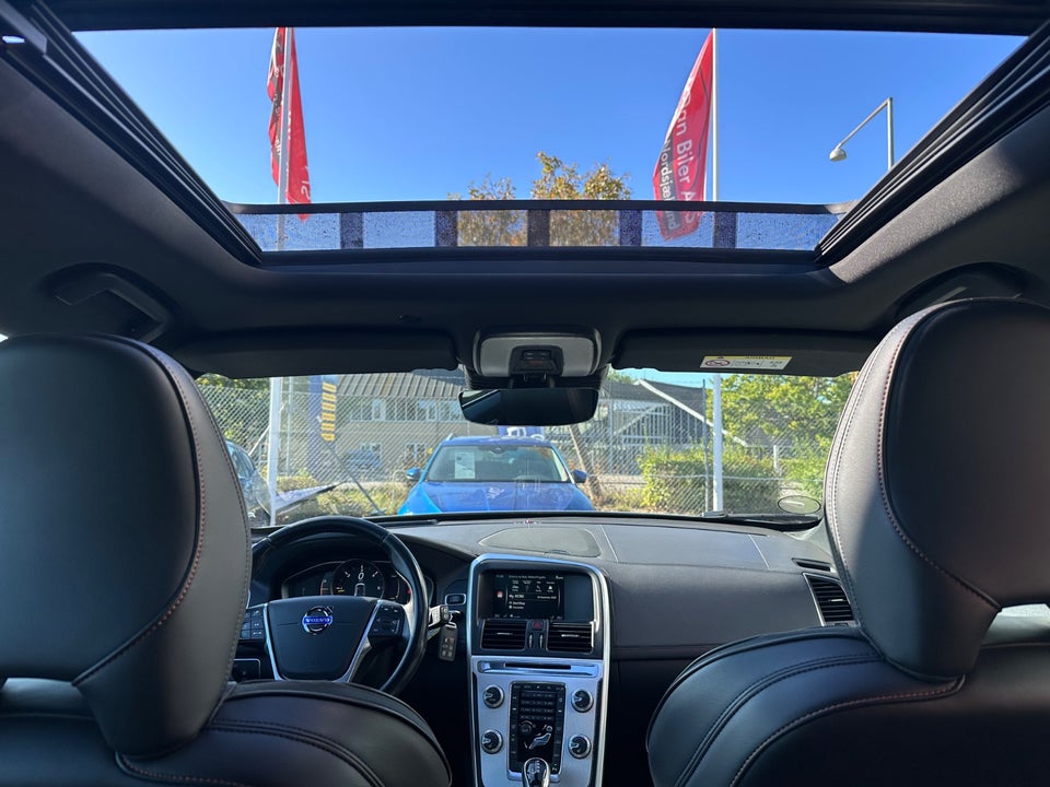 Volvo XC60 2,0 D4 181 Ocean Race aut. 5d