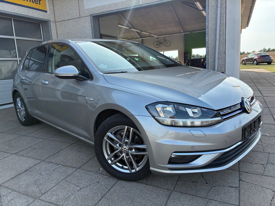 VW Golf VII 1,5 TSi 130 Comfortline DSG 5d