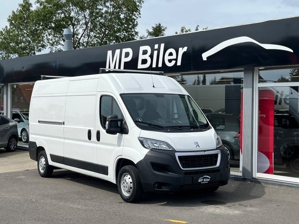 Peugeot Boxer 335 2,2 BlueHDi 140 L3H2 Premium