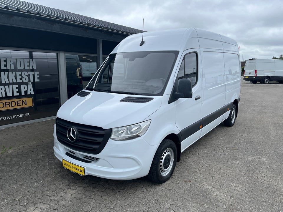 Mercedes Sprinter 214 2,2 CDi A2 Kassevogn aut. FWD