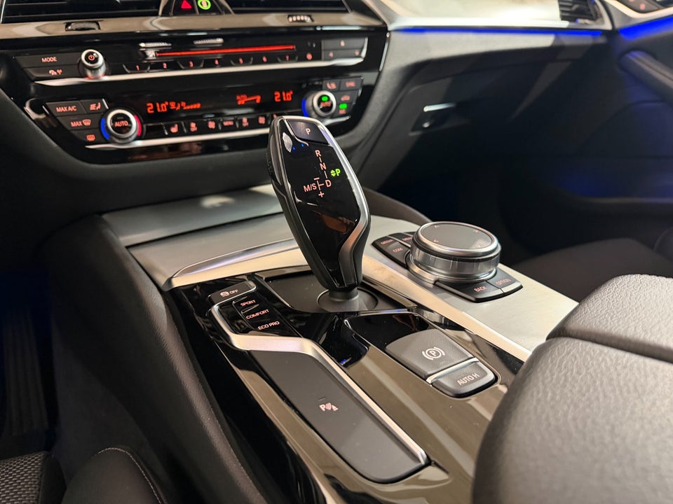 BMW 520d 2,0 Touring Sport Line aut. 5d