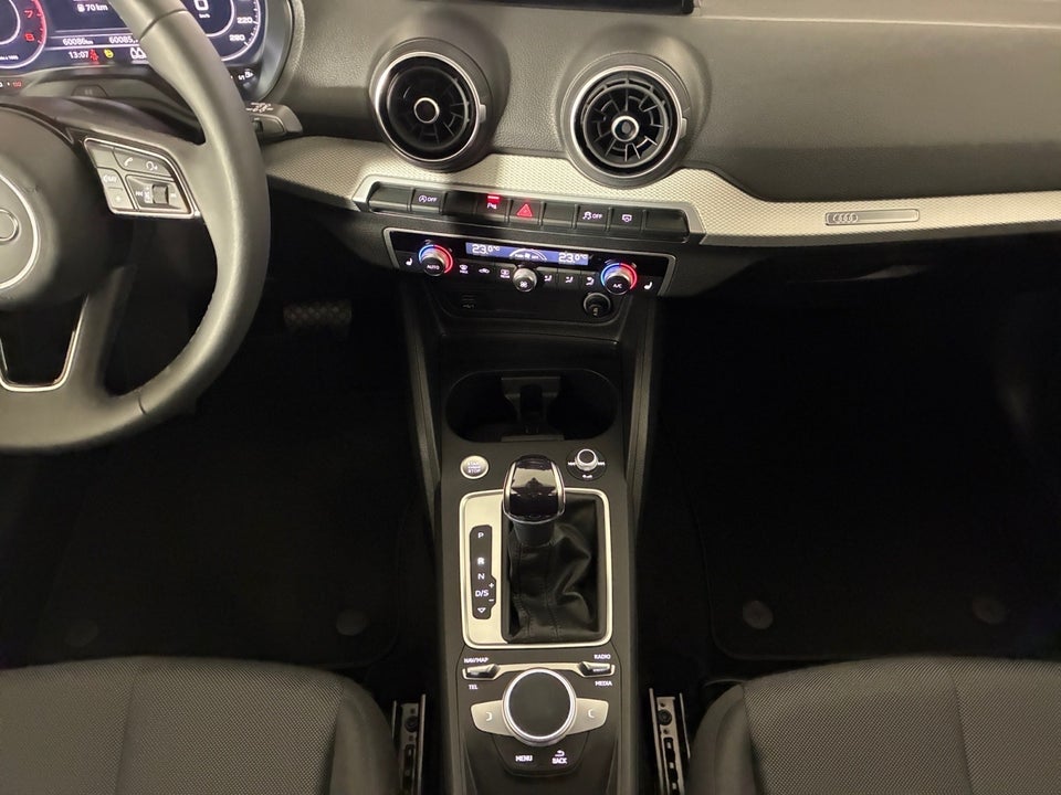 Audi Q2 35 TFSi Prestige S-tr. 5d