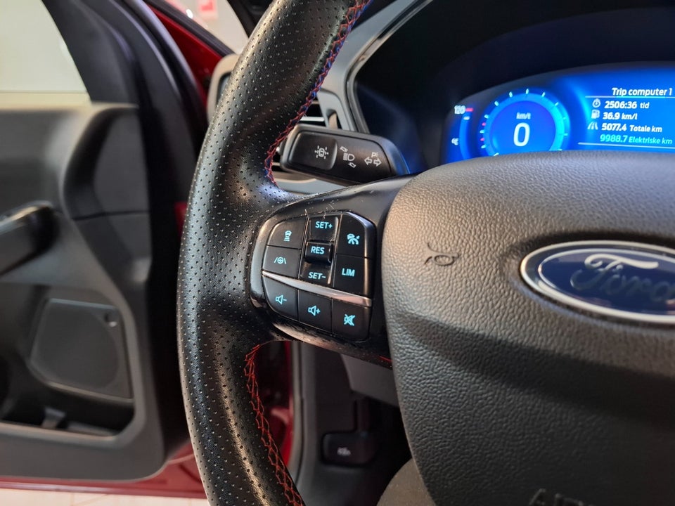 Ford Kuga 2,5 PHEV ST-Line CVT 5d