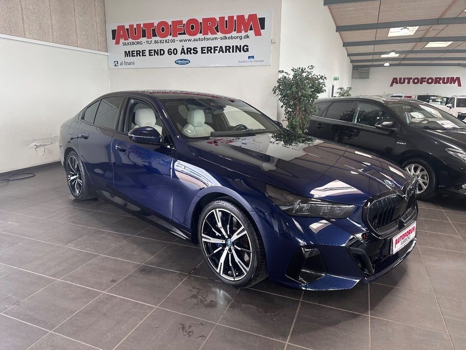 BMW i5 eDrive40 M-Sport Pro 4d