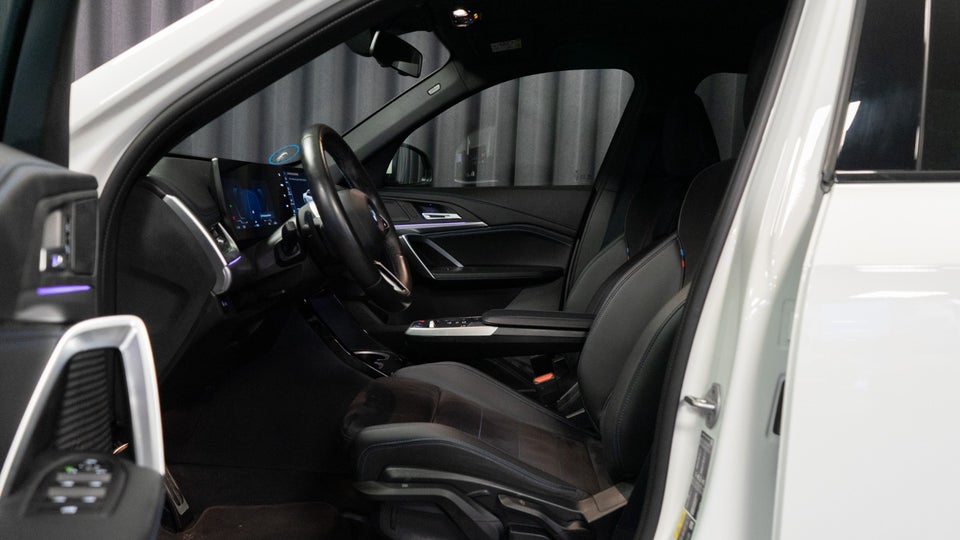 BMW iX1 eDrive20 M-Sport 5d