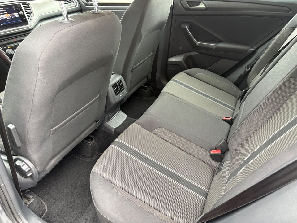 VW T-Roc 1,0 TSi 115 Style 5d