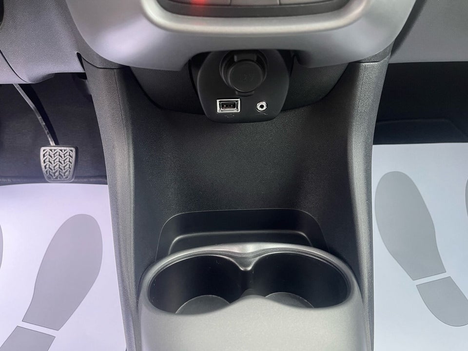 Toyota Aygo 1,0 VVT-i x-press 5d