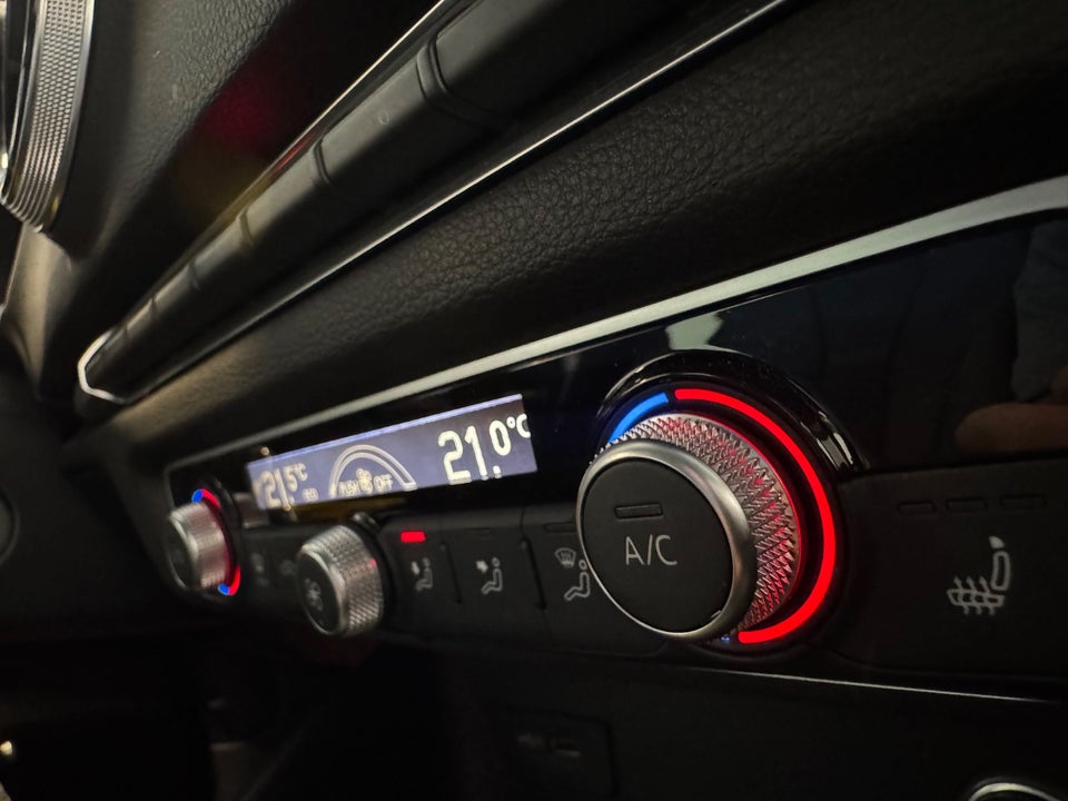 Audi A3 40 TFSi S-line Sport S-tr. 5d