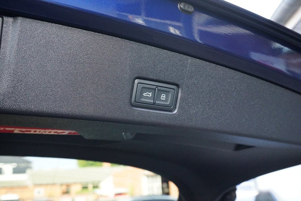 Audi Q4 e-tron 45 S-line 5d