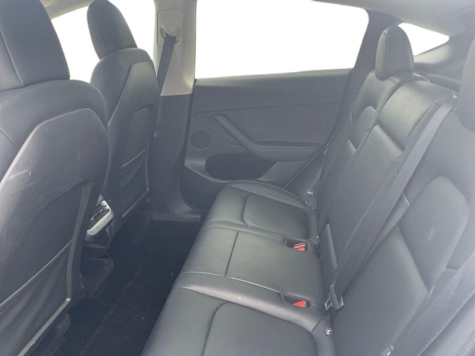 Tesla Model Y Long Range AWD 5d