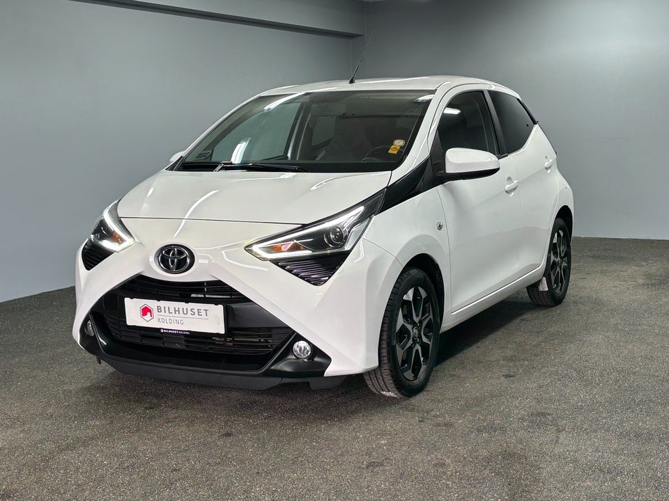 Toyota Aygo 1,0 VVT-i x-press 5d