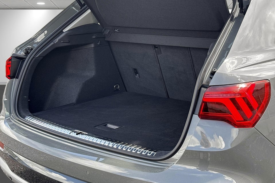 Audi Q3 35 TFSi Prestige S-tr. 5d
