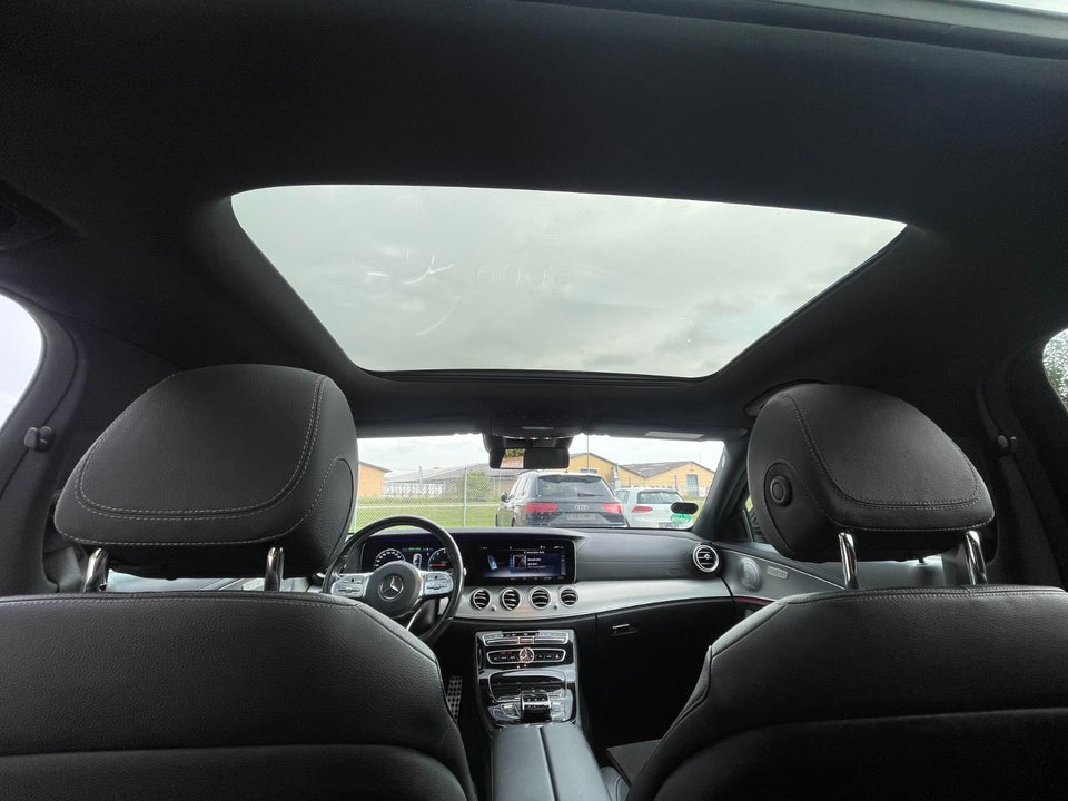 Mercedes E300 de 2,0 AMG Line stc. aut. 5d