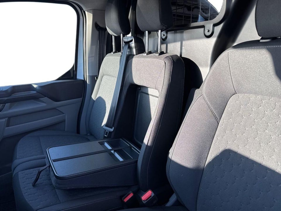 Ford Transit Custom 320L 2,0 EcoBlue Limited aut.