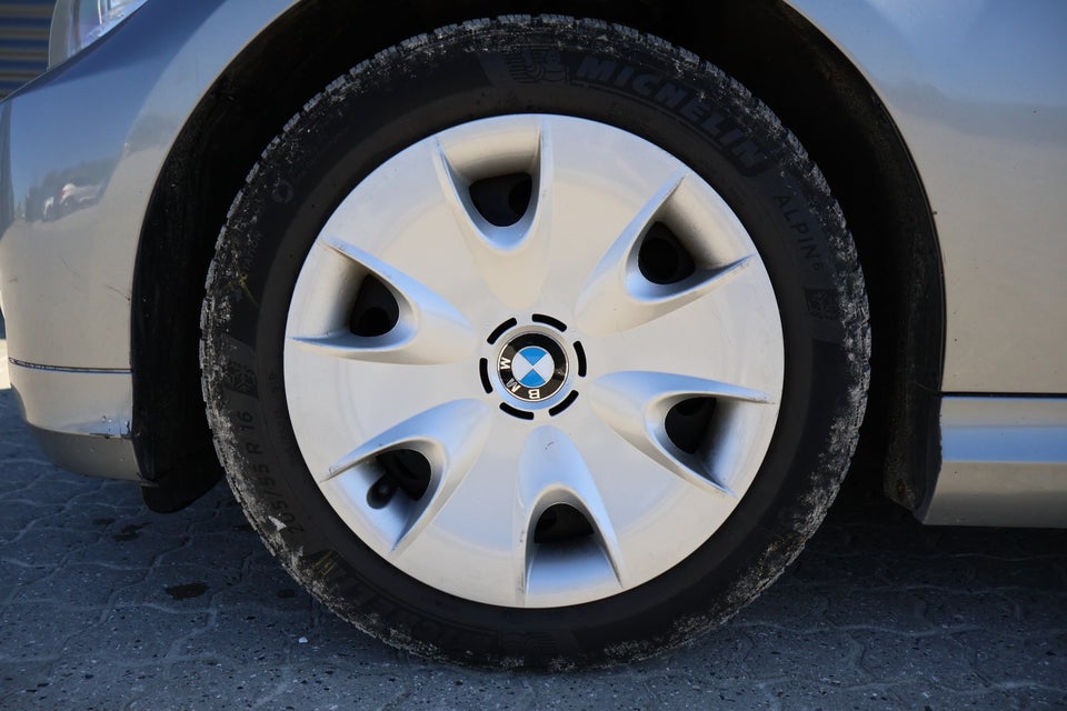 BMW 320d 2,0 Touring 5d