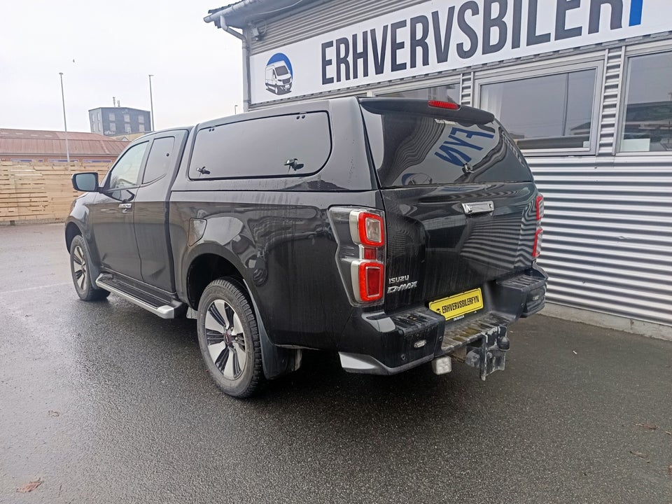 Isuzu D-Max 1,9 TD 163 Crew Cab Black Edition 4d