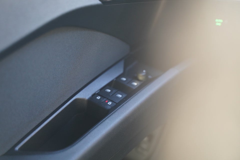 Audi Q4 e-tron 40 S-line Sportback 5d