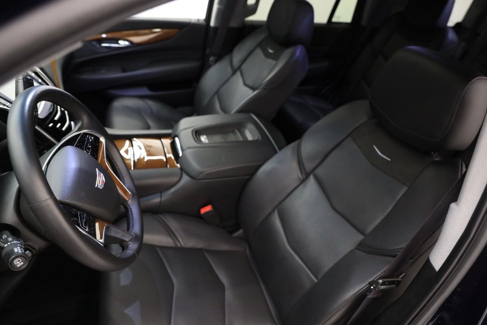 Cadillac Escalade 6,2 V8 Luxury aut. 5d